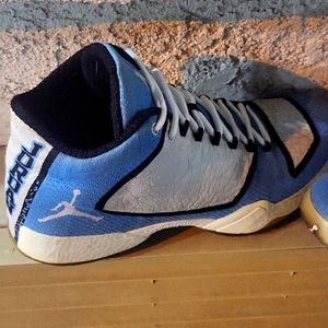 Sz. 11.5 Jordan, legends, great shape